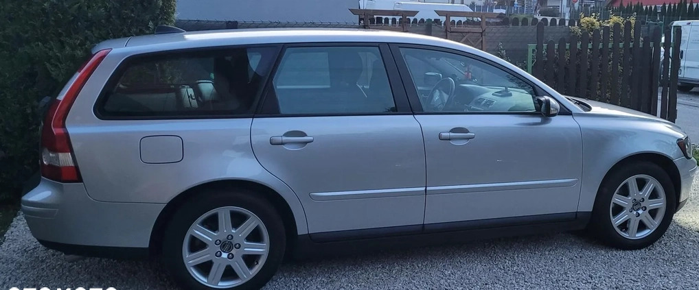 Volvo V50 cena 23600 przebieg: 197100, rok produkcji 2005 z Szczyrk małe 301